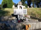 b_150_100_16777215_00_images_malopolskie10_siedliska_pomnik2.jpg