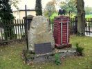 b_150_100_16777215_00_images_malopolskie5_zlota_pomnik.jpg